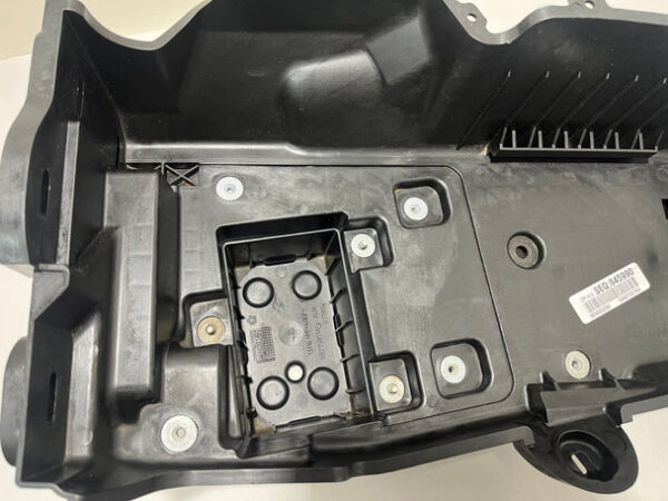 2018-2024 Jeep Wrangler JL / Gladiator JT Battery Tray / OEM / JL012