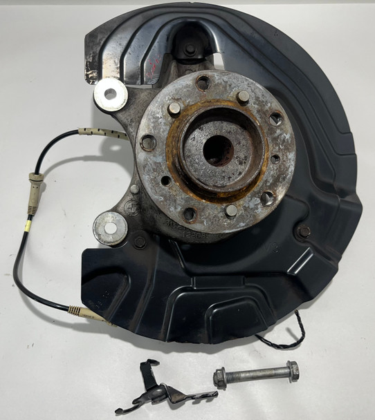 IMG_5580__62016 2008-2013 E90 BMW M3 Passenger Front Spindle Hub Assembly / 109K E9M06