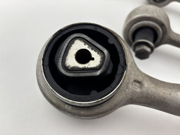 IMG_8869__84790 2009-2016 BMW E89 Z4 Front Control Arm Set / OEM / Z4908